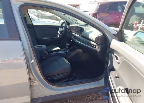 2025 Kia K4 Lxs from USA, damaged, VIN 3KPFT4DE9SE032146